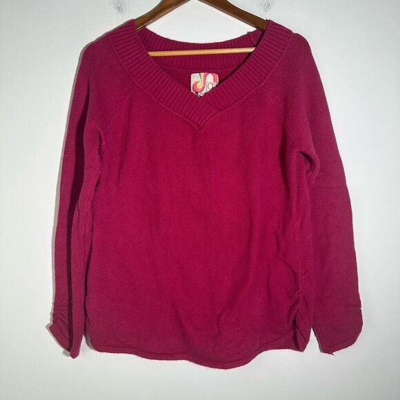 Vibrant Pink V-Neck Pullover Sweater - Picture 1 of 3